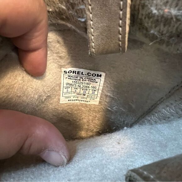 Sorel Joan of Arctic Boots size 8 - Picture 9 of 9